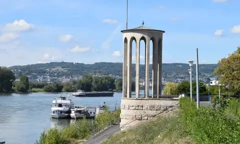 Почистване на матраци Нойвид